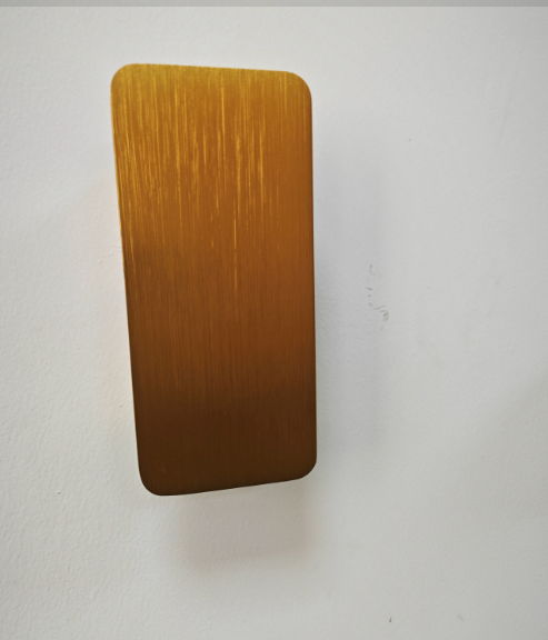 Minimalist LED Wall Sconce – Subtle Light and Contemporary Line