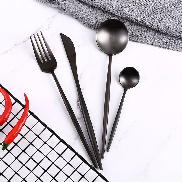 Lyxiga Bestickset – För ett Elegant och Distinkt Bord