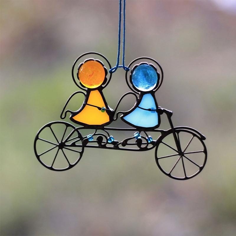 Hanging Decoration – Shiny and Elegant Reflections