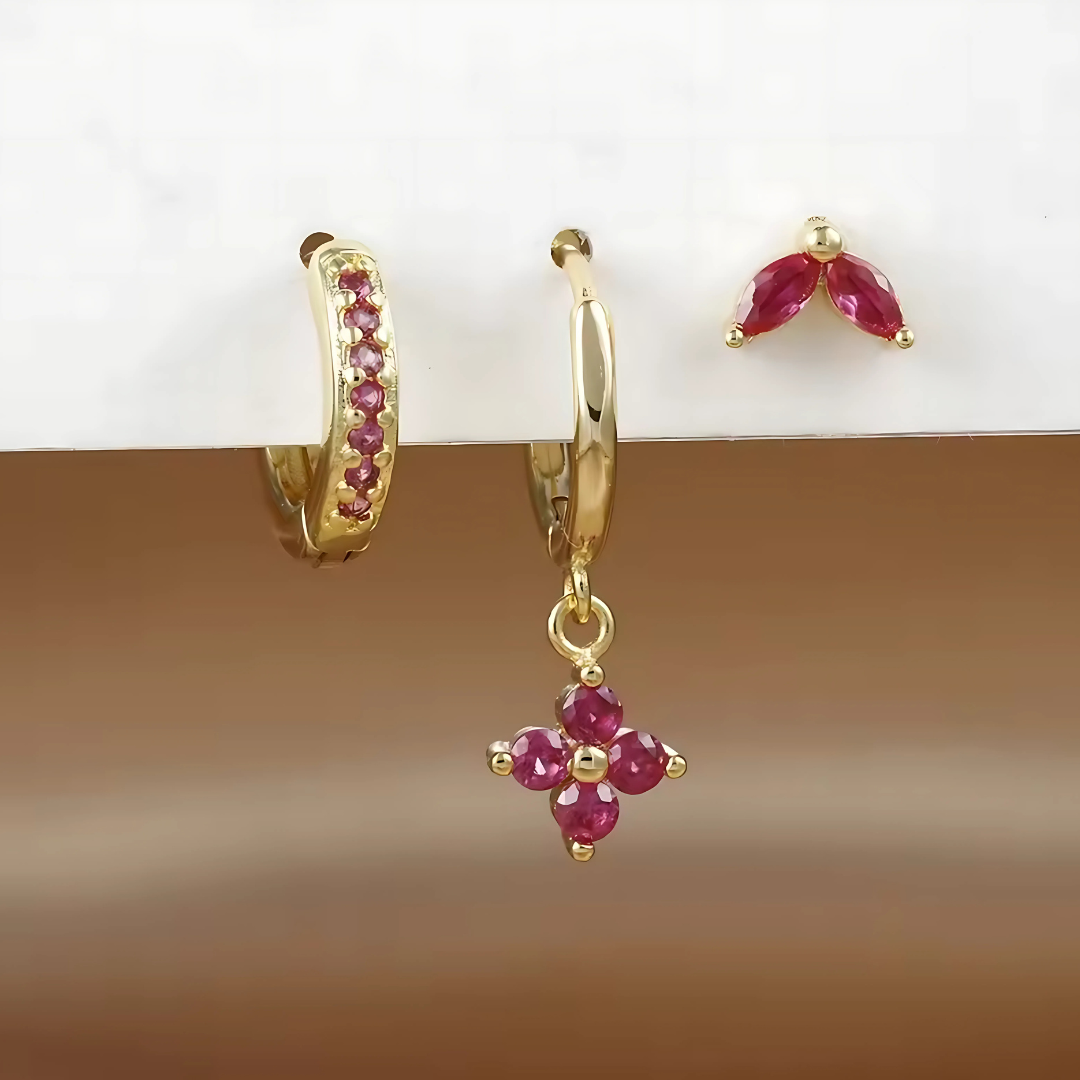 Ensemble Ohrringe und Piercings – Vielseitigkeit und subtile Brillanz