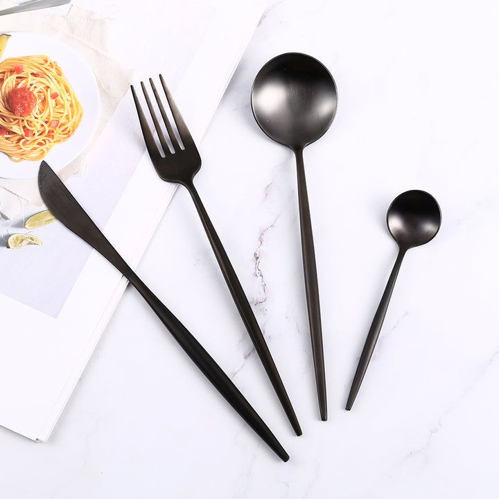 Lyxiga Bestickset – För ett Elegant och Distinkt Bord