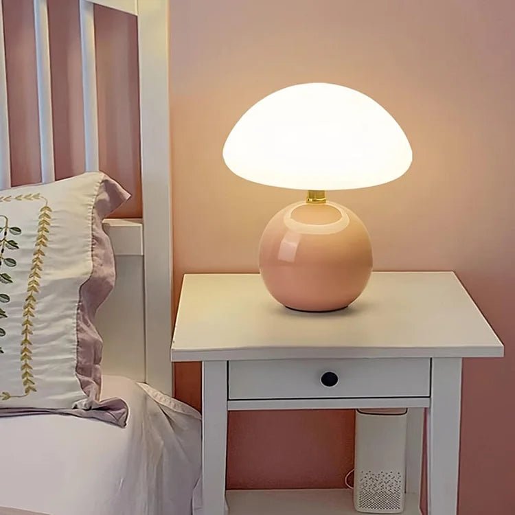 Mushroom-Shaped Table Lamp – Elegance and Originality
