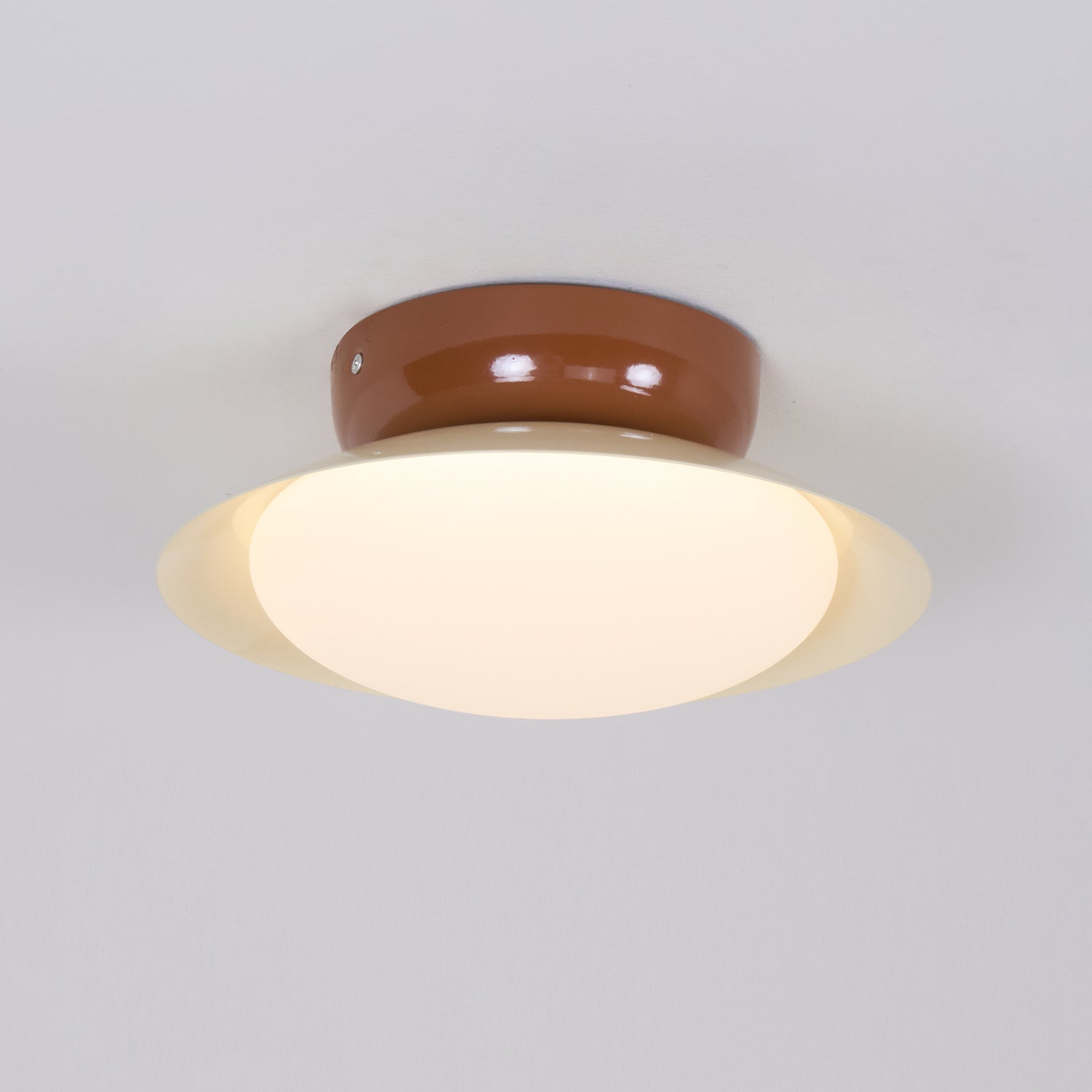 Runde LED-Deckenlampe - Natürlicher Glanz & Diskrete Eleganz