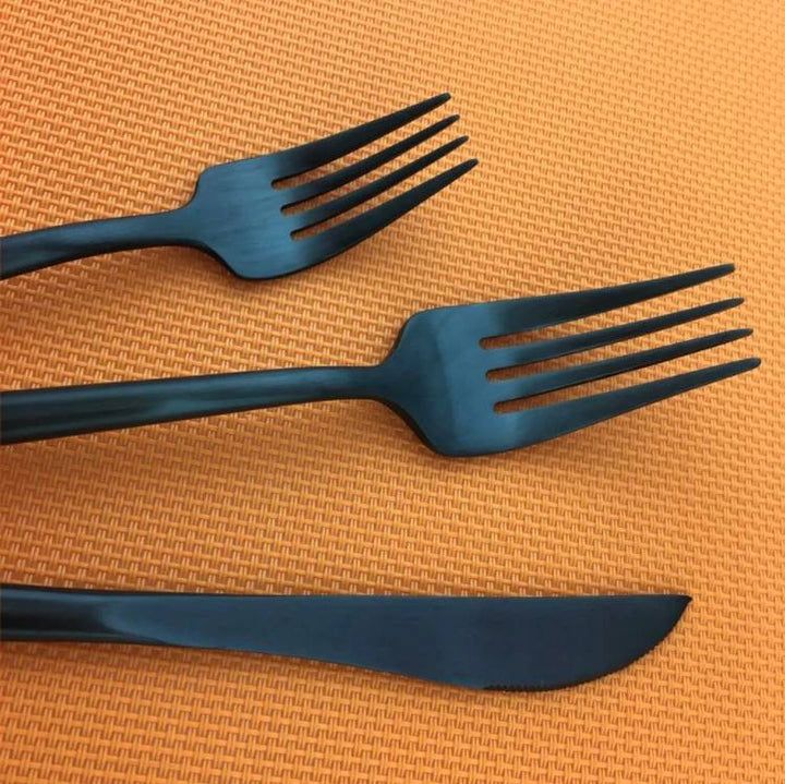 Lyxiga Bestickset – För ett Elegant och Distinkt Bord
