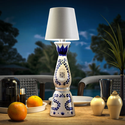 Oppladbar LED-lampe – Forvandle flaskene dine til belysning 