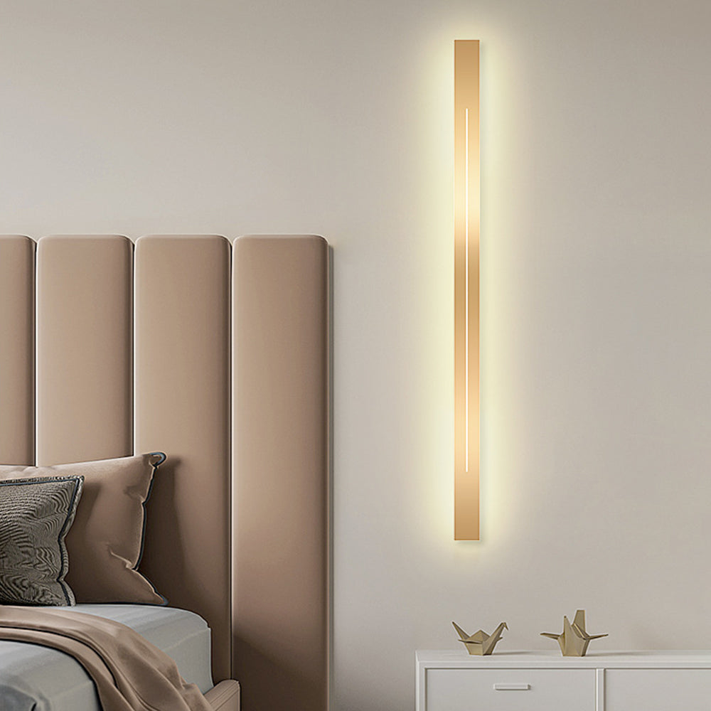 Modern LED wall lamp - Elegance and refinement