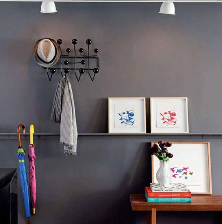 Cabide de Parede – Design Elegante e Funcional 