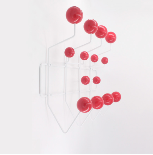 Cabide de Parede – Design Elegante e Funcional 