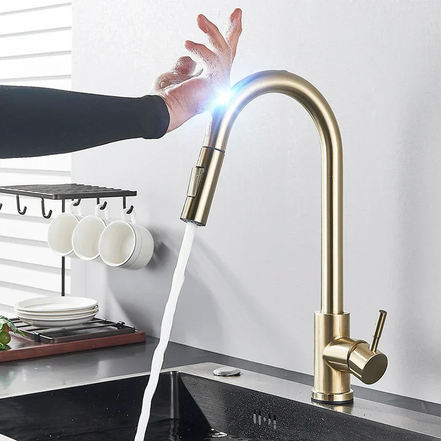 Rubinetto da Cucina Intelligente – Sensore Tattile e Doccia Flessibile 