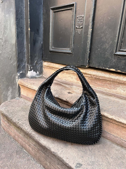 Josiane | Woven Handbag – Artisan Elegance and Timeless Charm 