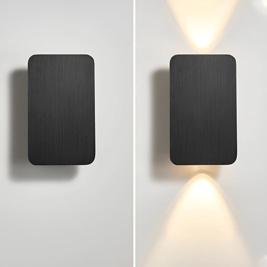 Minimalist LED Wall Sconce – Subtle Light and Contemporary Line 