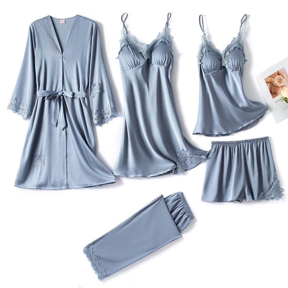 Soft And Chic Pajamas – Luxurious Comfort And Lightness 