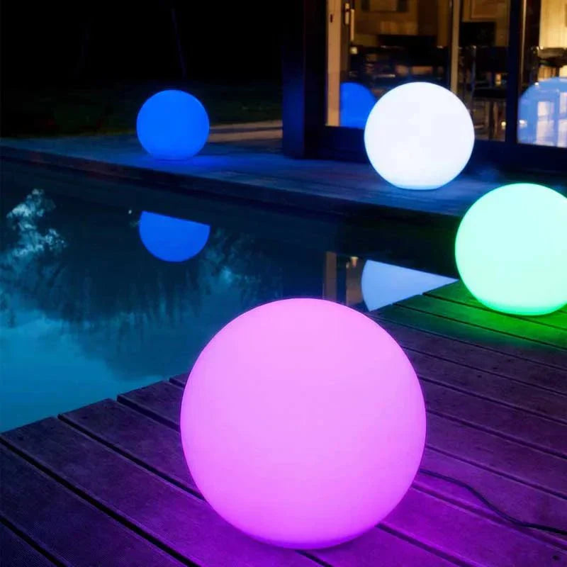 Lâmpada Esférica Exterior Sem Fios – Iluminação Nómada e Elegante 
