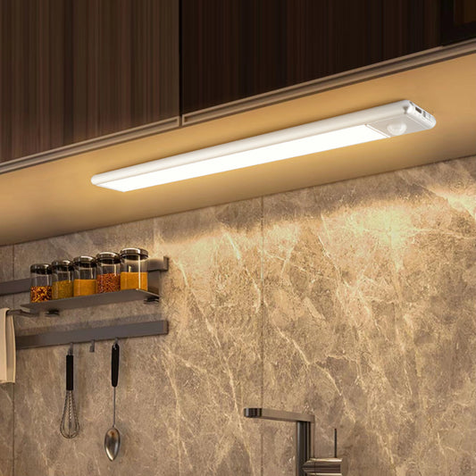 Lampa ścienna magnetyczna – automatyczne włączanie przez detekcję 