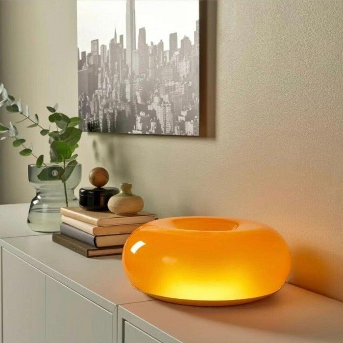 Vegg- og bordlampe - originalitet og raffinement