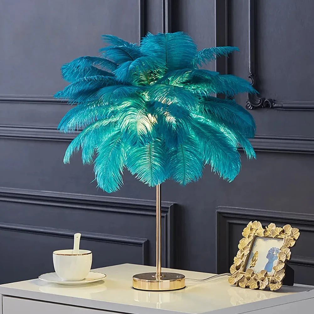 Bordlampe med Gyldne Fjær Art Deco – Luksuriøs og Original Dekorasjon 