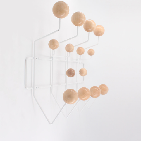 Cabide de Parede – Design Elegante e Funcional 