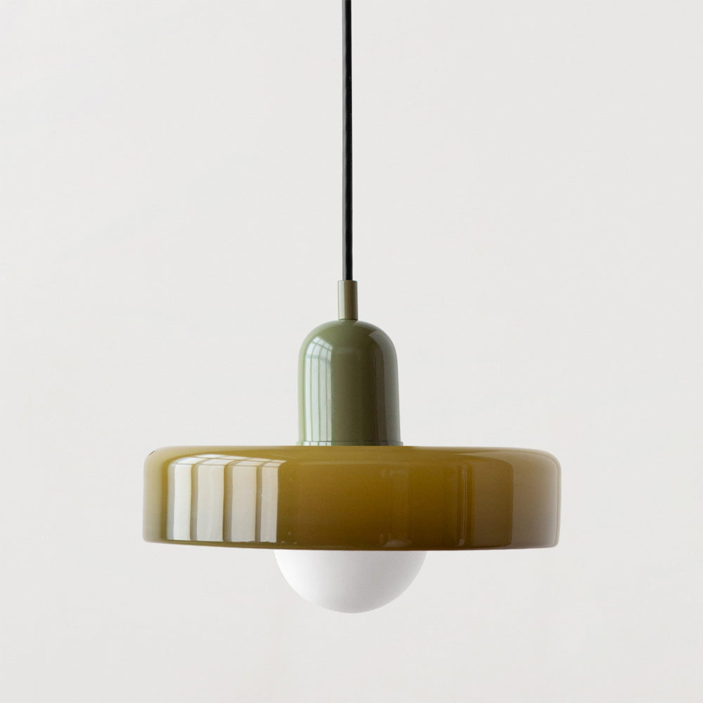 Lampa dekoracyjna wisząca – żywe kolory i bohemski duch 