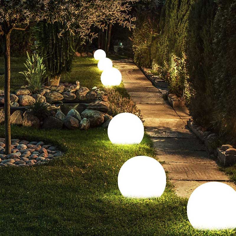 Lâmpada Esférica Exterior Sem Fios – Iluminação Nómada e Elegante 