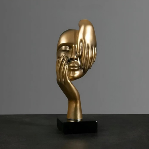 Abstrakt skulptur i harts - Konstnärlig dekoration och modern stil