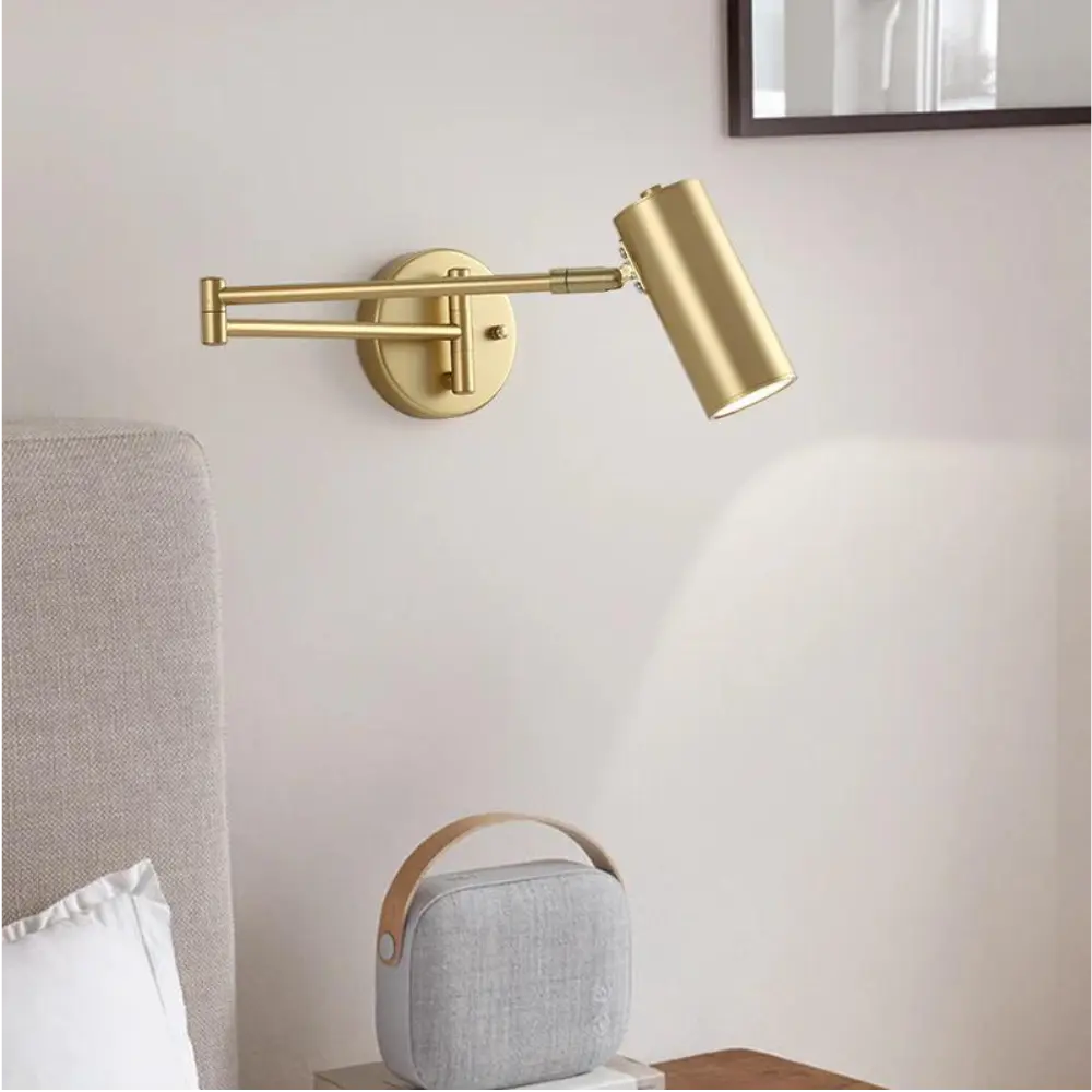 Regulowana lampa ścienna w nowoczesnym stylu - elegancja i wszechstronność