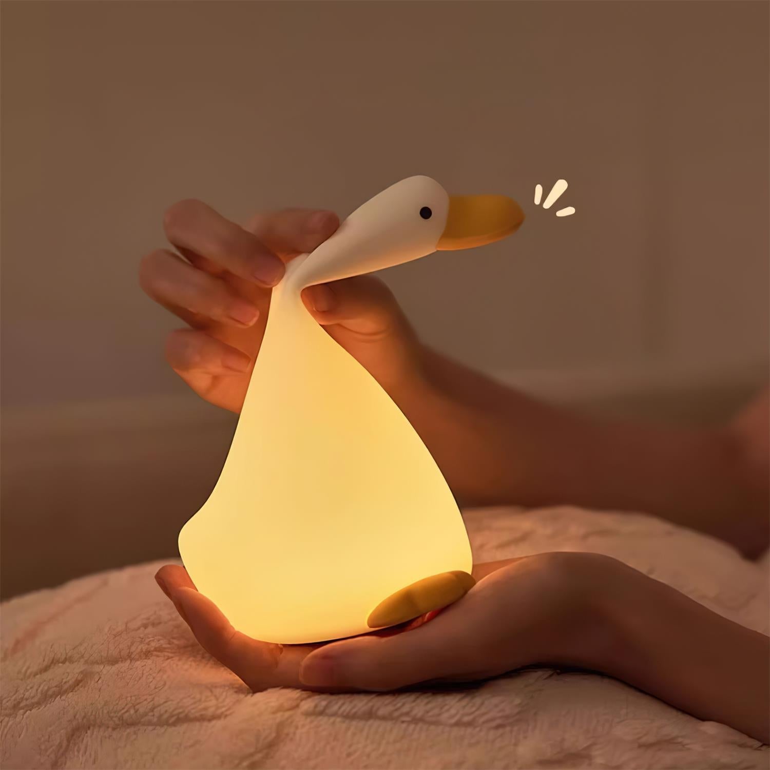 Lampka nocna Enchanted Goose - dotykowe światło i kojący design