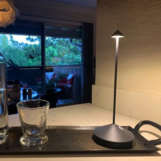 Lampe De Table LED – Sans Fil Et Rechargeable