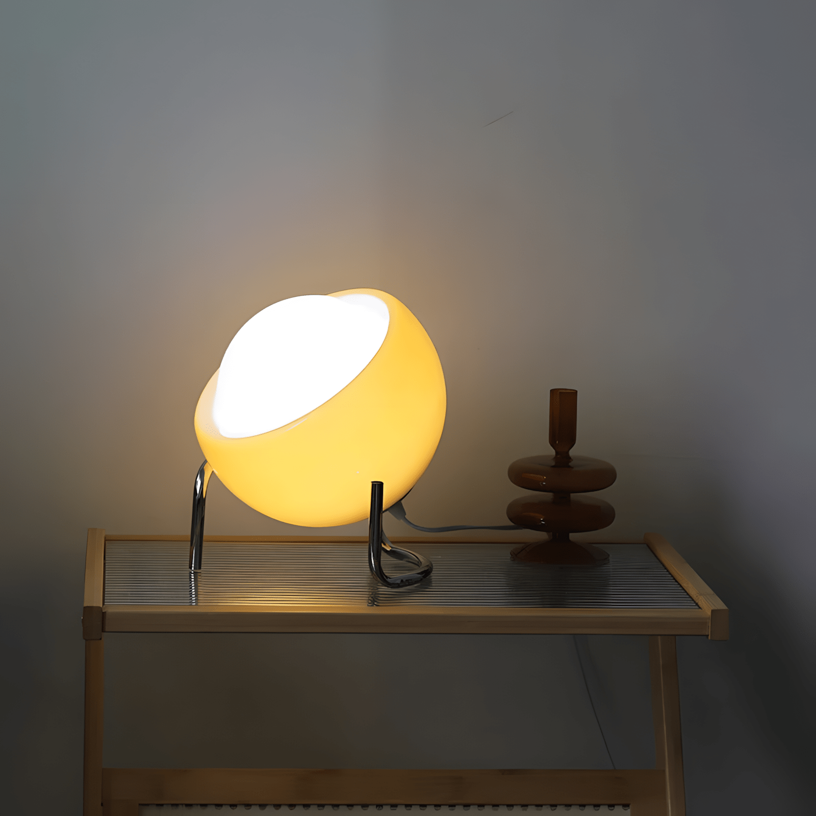 Nordická stolní lampa – elegance a jednoduchost 