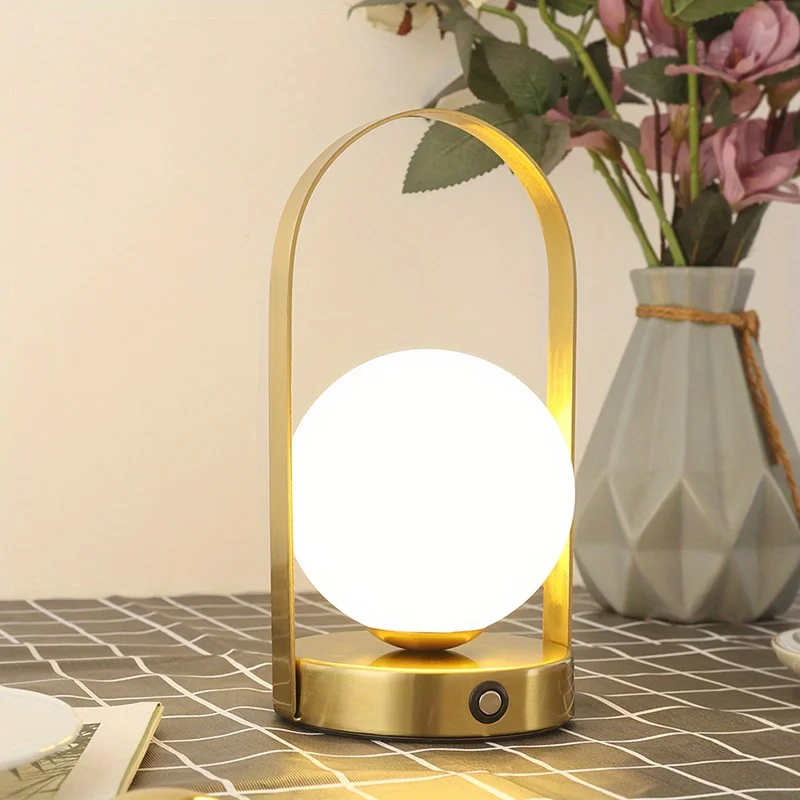 Drahtlose Tischlampe — Einstellbare Lichtintensität 