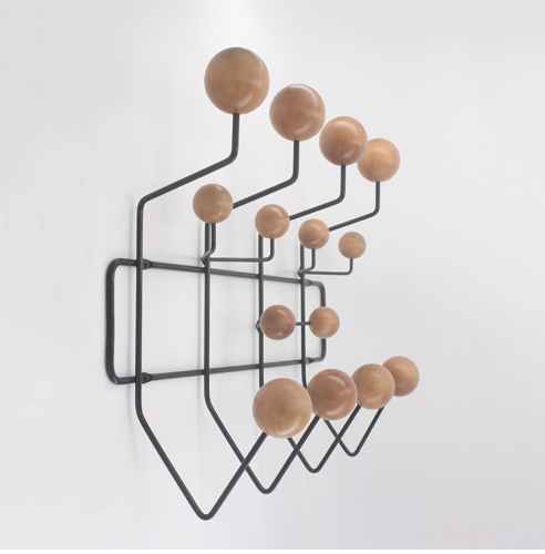 Cabide de Parede – Design Elegante e Funcional 