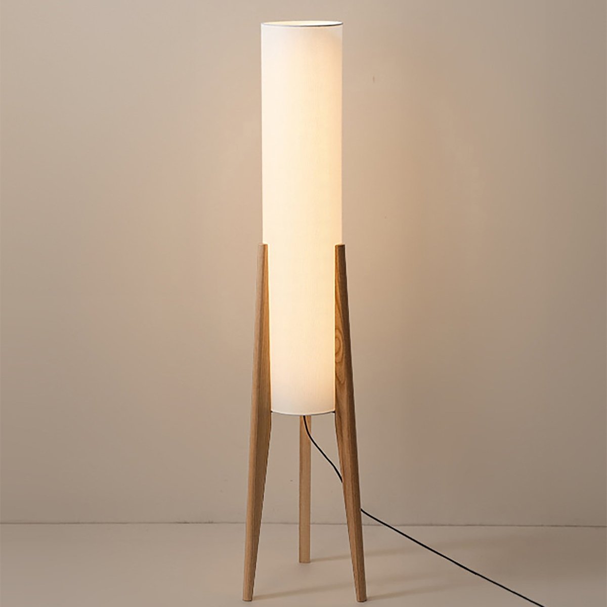Lampe Sur Pied – Élégance Moderne