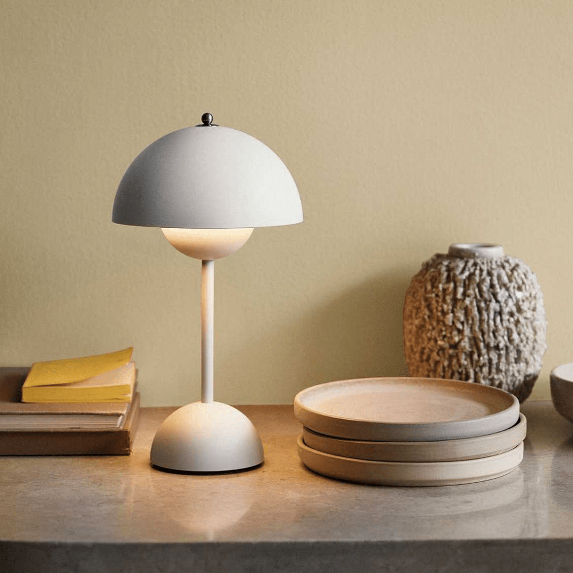 Desk LED Lamp – Modern Simplicity and Functionality 